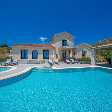Kaminia Blu Villa Ratzaklíon Exteriör bild
